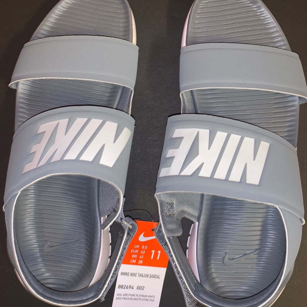 Women’s Nike Tanjun Sandal